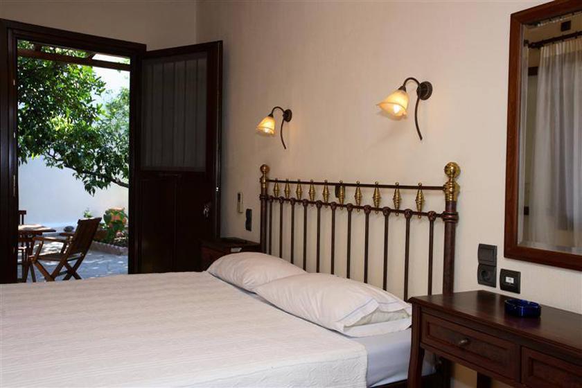 Mirsinia Apartments - Skopelos Loutraki  Exterior photo